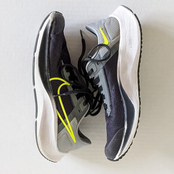 Nike Boys Air Zoom Pegasus 38 Size 7Y CZ4178-005 Black Gray Running Shoes - Picture 5 of 11